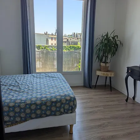 A Louer Oda ve Kahvaltı 4*